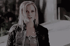 The100 Clarke GIF