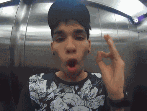 Thiago Barros Okey GIF
