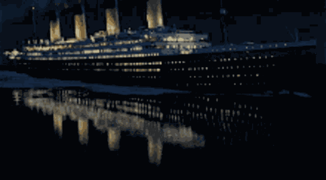 Titanic GIF