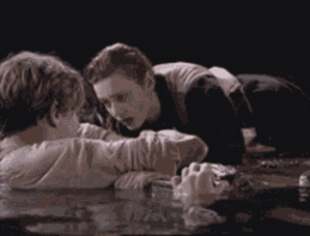 Titanic GIF