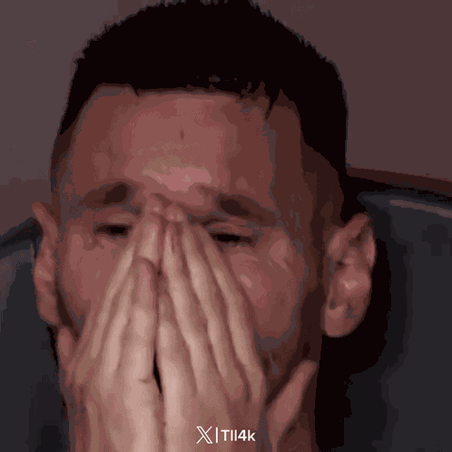 Tll4k Messi GIF