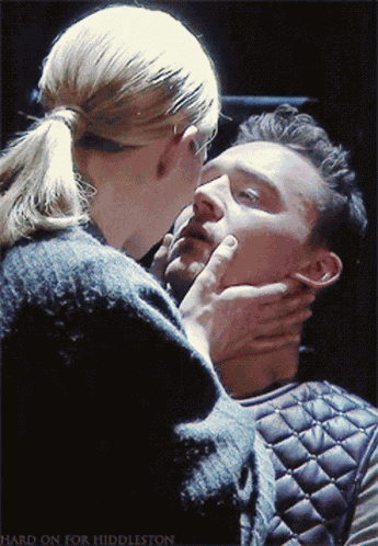 Tom Hiddleston Tom Hiddleston Kiss GIF