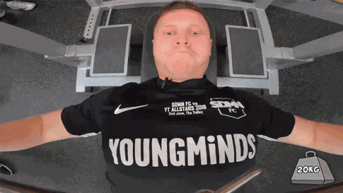 Tongue Out 20kg GIF