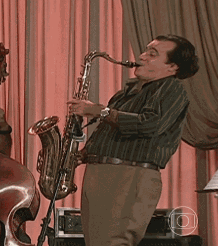 Tony Ramos Saxofone GIF