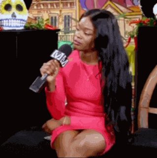 Toxiqueney Mannequinney GIF