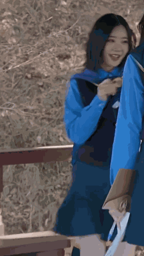 Triples Yooyeon GIF