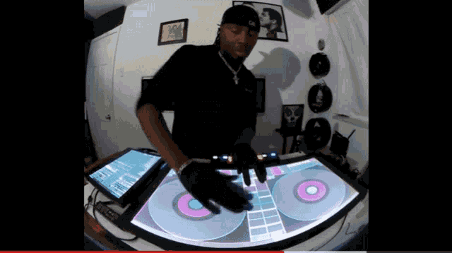 Tron Tables Touchsceen Turntables Dj King Mico GIF