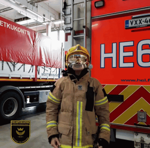 Tuonne Palomies GIF