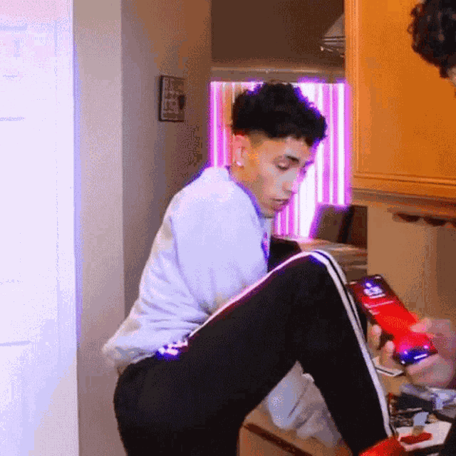 Twerk Giovanni Rivera GIF