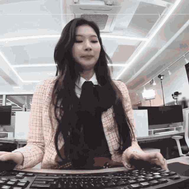 Twice Sana GIF
