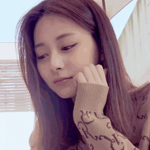 Twice Tzuyu GIF