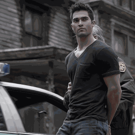 Tyler Hoechlin Crystal Bethany GIF