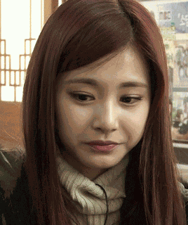 Tzuyu Disgusted Shockstare Tzuyu GIF