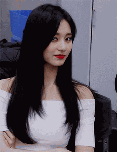 Tzuyu GIF