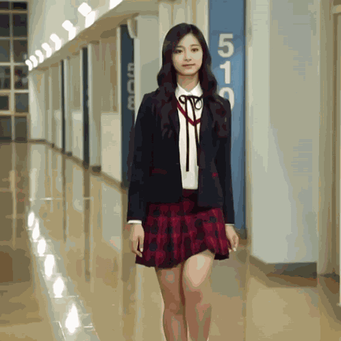 Tzuyu Slow Motion Walk Kpop Twitter GIF
