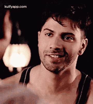 Varun Dhawan.Gif GIF
