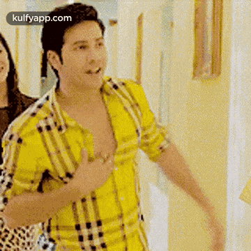 Varun Dhawan.Gif GIF