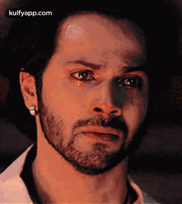 Varun Dhawan.Gif GIF