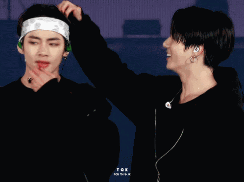 Vginkv Taekook GIF
