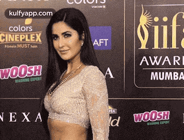 Viacomsifcolorscineplexfilmein Must Ainaftawariwooshawarng Expertmumbanexaead Wooshwng Pet.Gif GIF