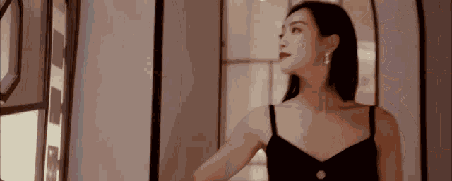 Victoria Song Song Qian GIF
