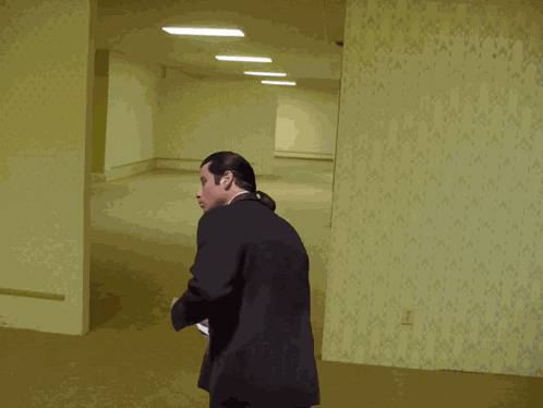 Vincent Vega Confused GIF