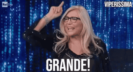 Viperissima Mara Venier GIF