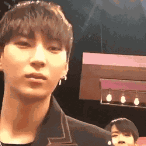 Vixx Leo Jung Taekwoon GIF