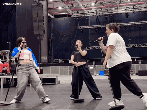 Walk Like An Egyptian Chiara Oliver GIF