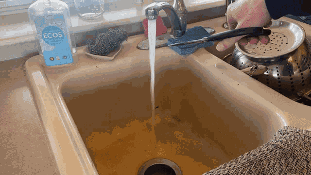 Water Cut The Water GIF