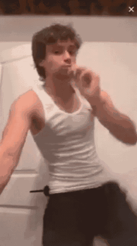 Whiteyy18 Obw GIF