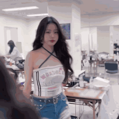 Wonyoung Ive GIF