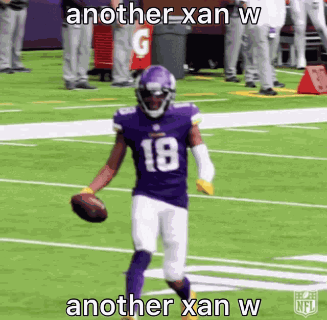 Xan Xaneiys GIF