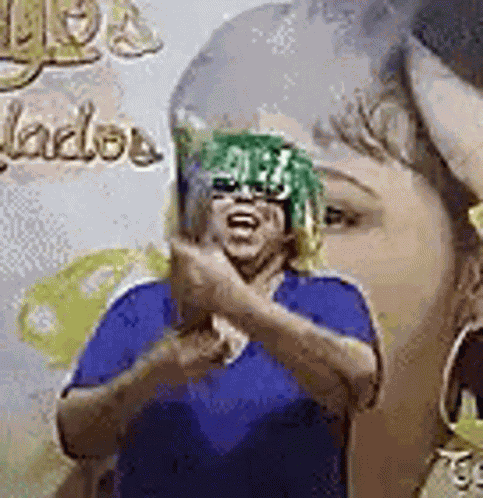 Y3ongi Tulla GIF