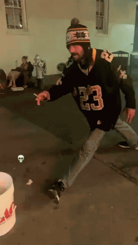 Yanatwt GIF