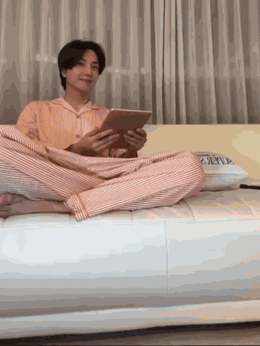 Yehyukjy Leeteuk GIF