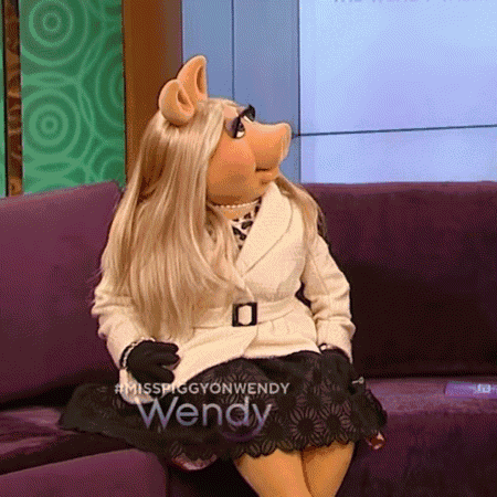 Yolandafister Miss Piggy GIF