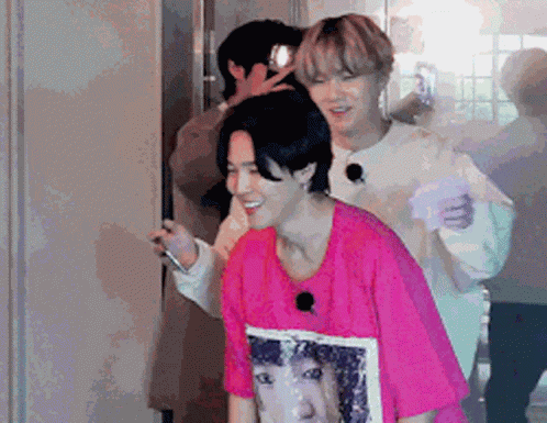 Yoonmin GIF