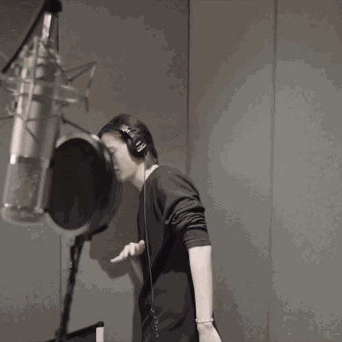 Yugyeom Vibin Got7 GIF