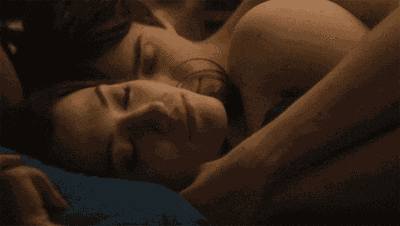 Zagrljaj Krevet GIF